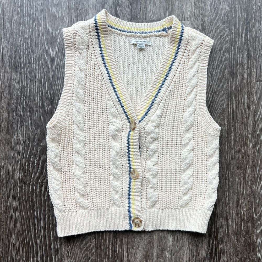 American Eagle Outfitters Cream Cable Knit Sweater Vest
